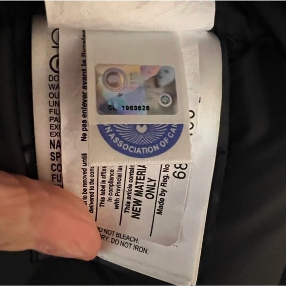 Canada Goose Langford Parka - Picture 3 of 4